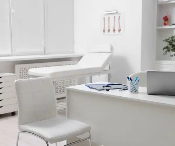 clinic fitout in dubai